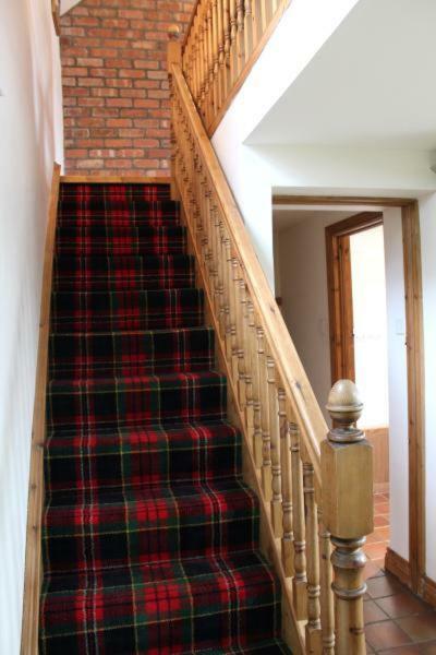 Hillcrest Cottage Карикфъргъс Екстериор снимка
